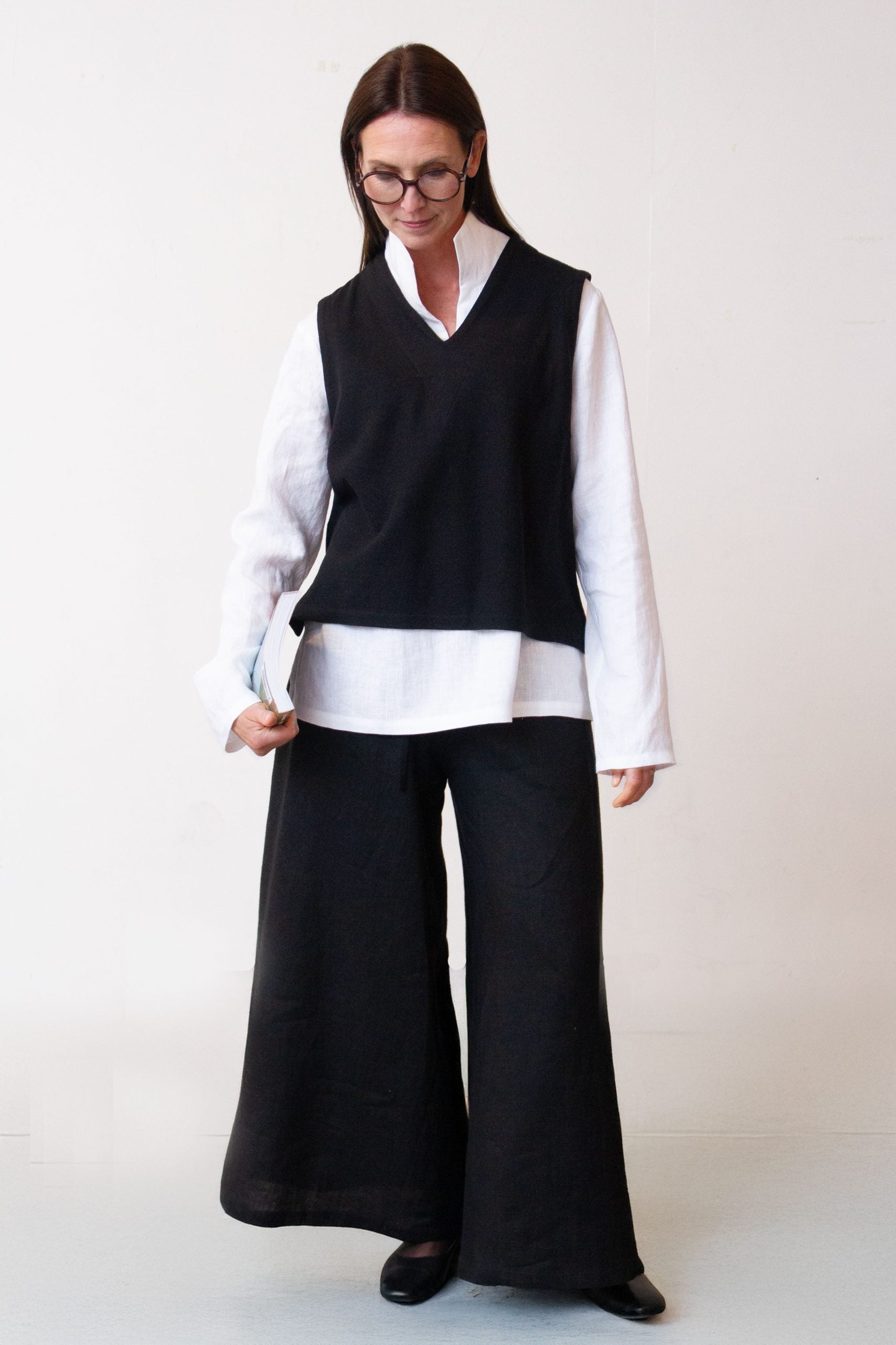 rofmia NORA ストール 寒色ベース NORA, Top in Boiled Wool Fine – Marja Rak