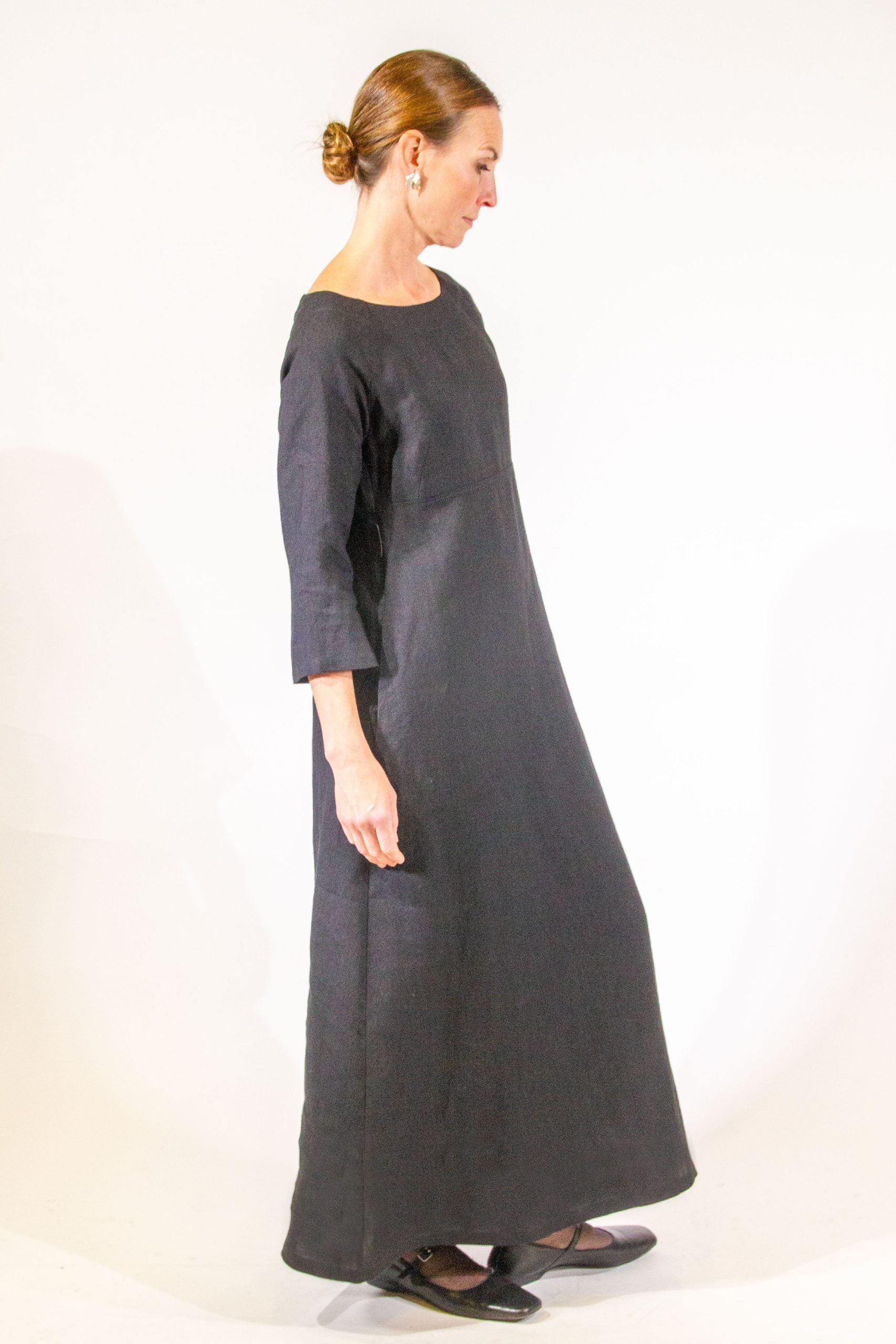 ELIZA, Dress in Thin Linen image 2