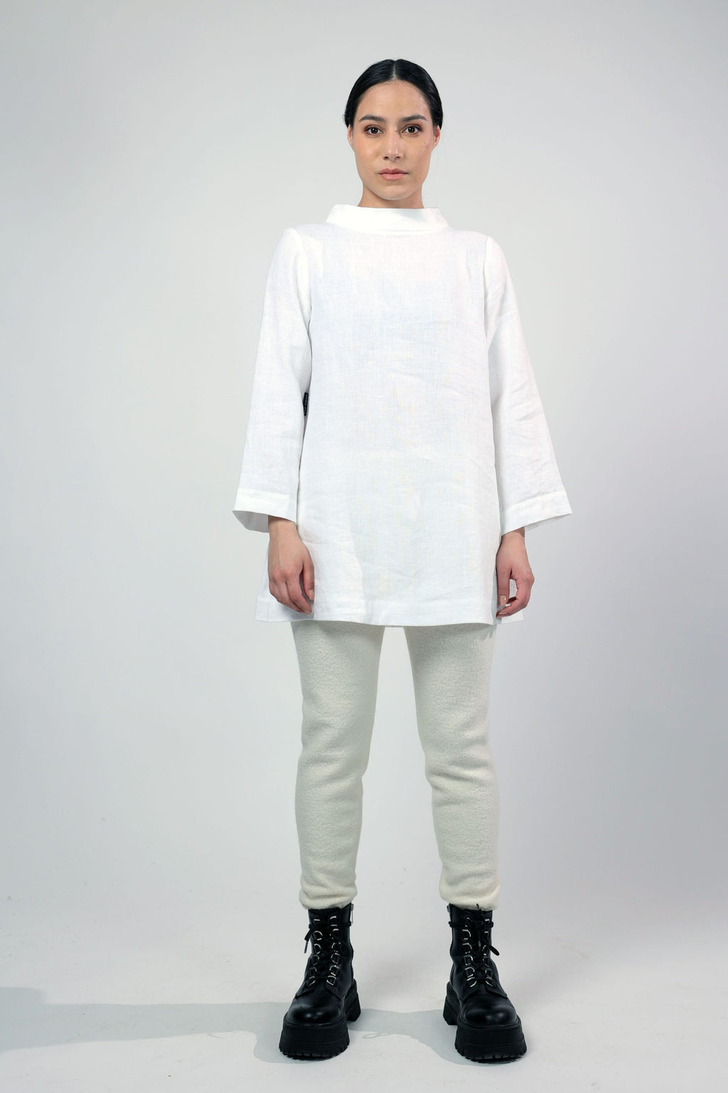 HETA, Tunic in Thin Linen image 1