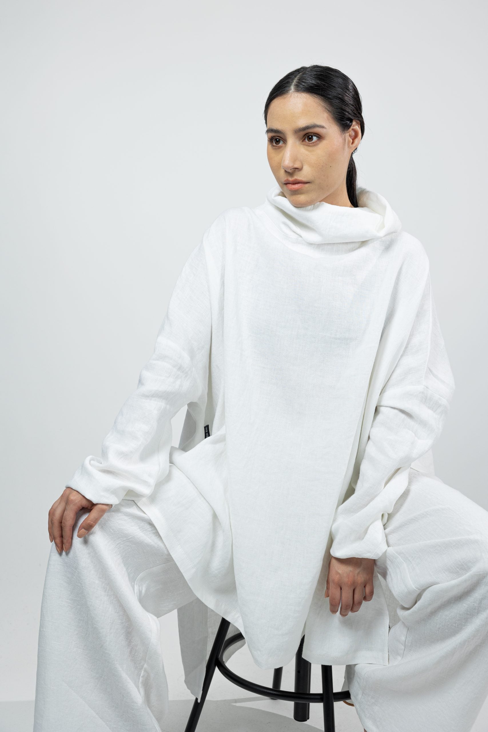 GRACE, Tunic in Thin Linen image 4