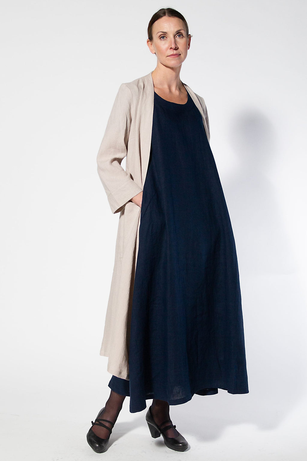 NEENA, Coat in Thin Linen image 3