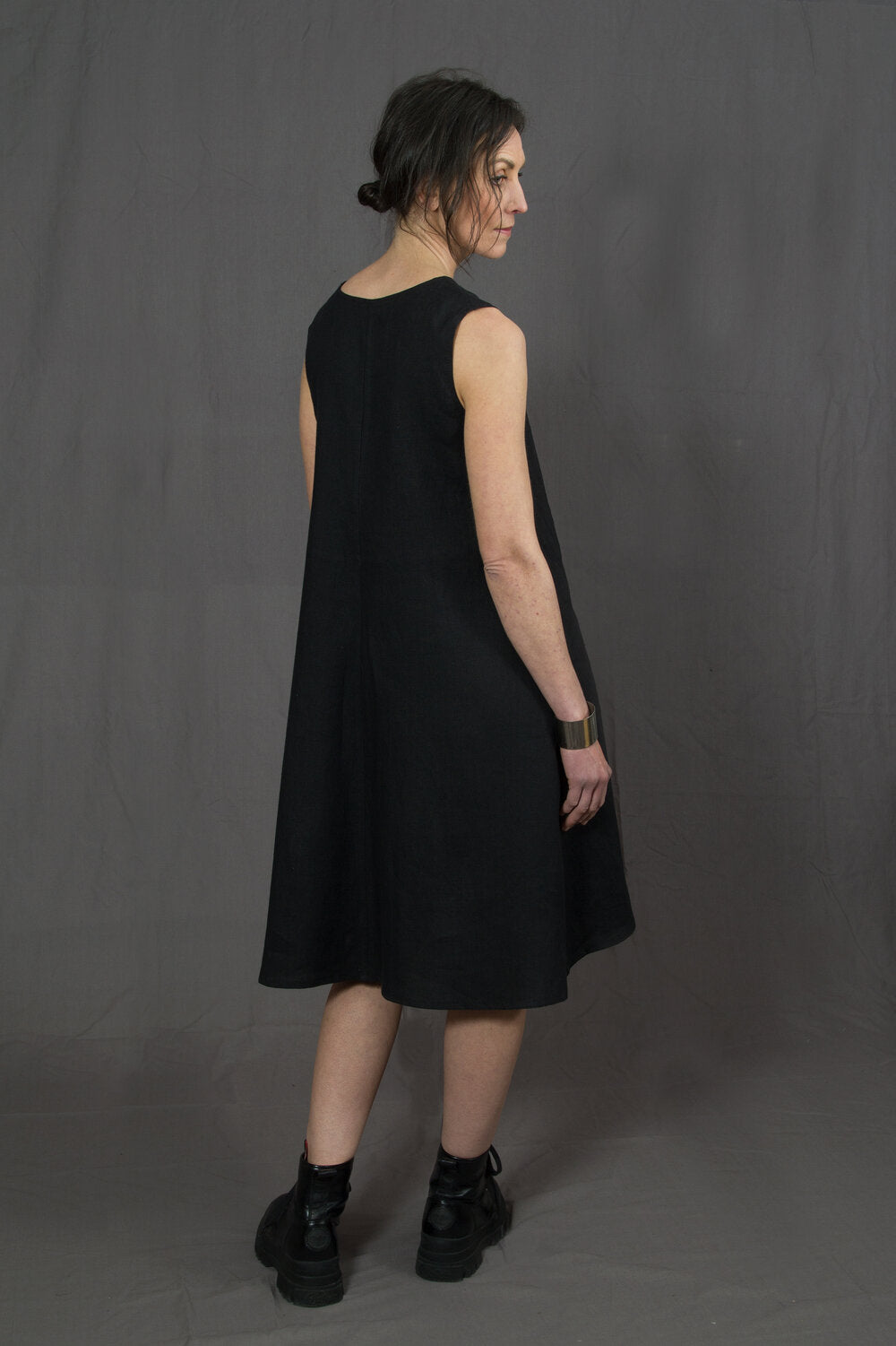 MILLA, Dress in Thin Linen image 1