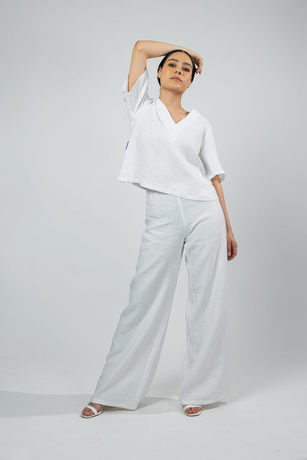 SENJA, Trousers in Thin Linen image 1