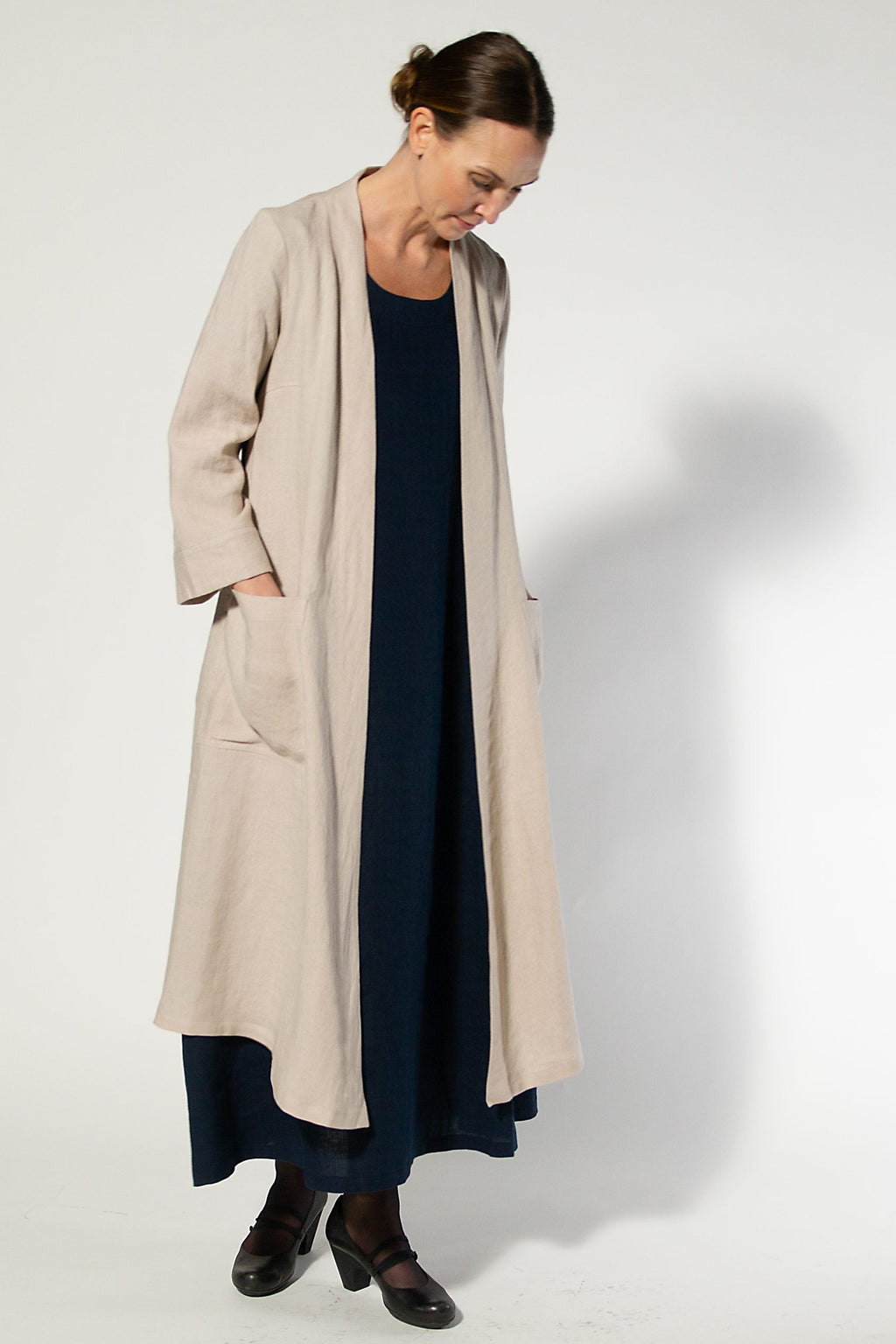 NEENA, Coat in Thin Linen image 0