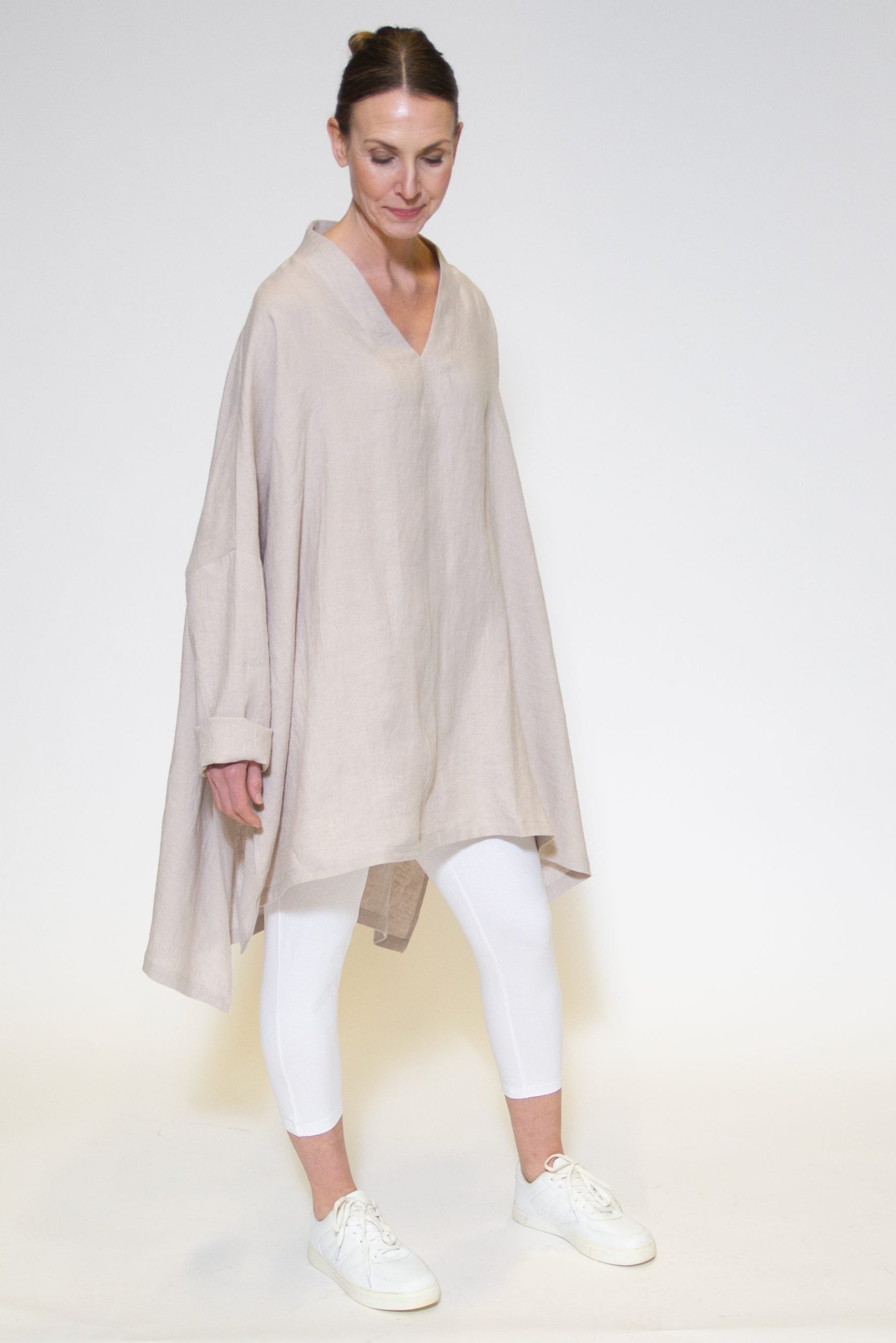 BETTE, Tunic in Thin Linen image 3