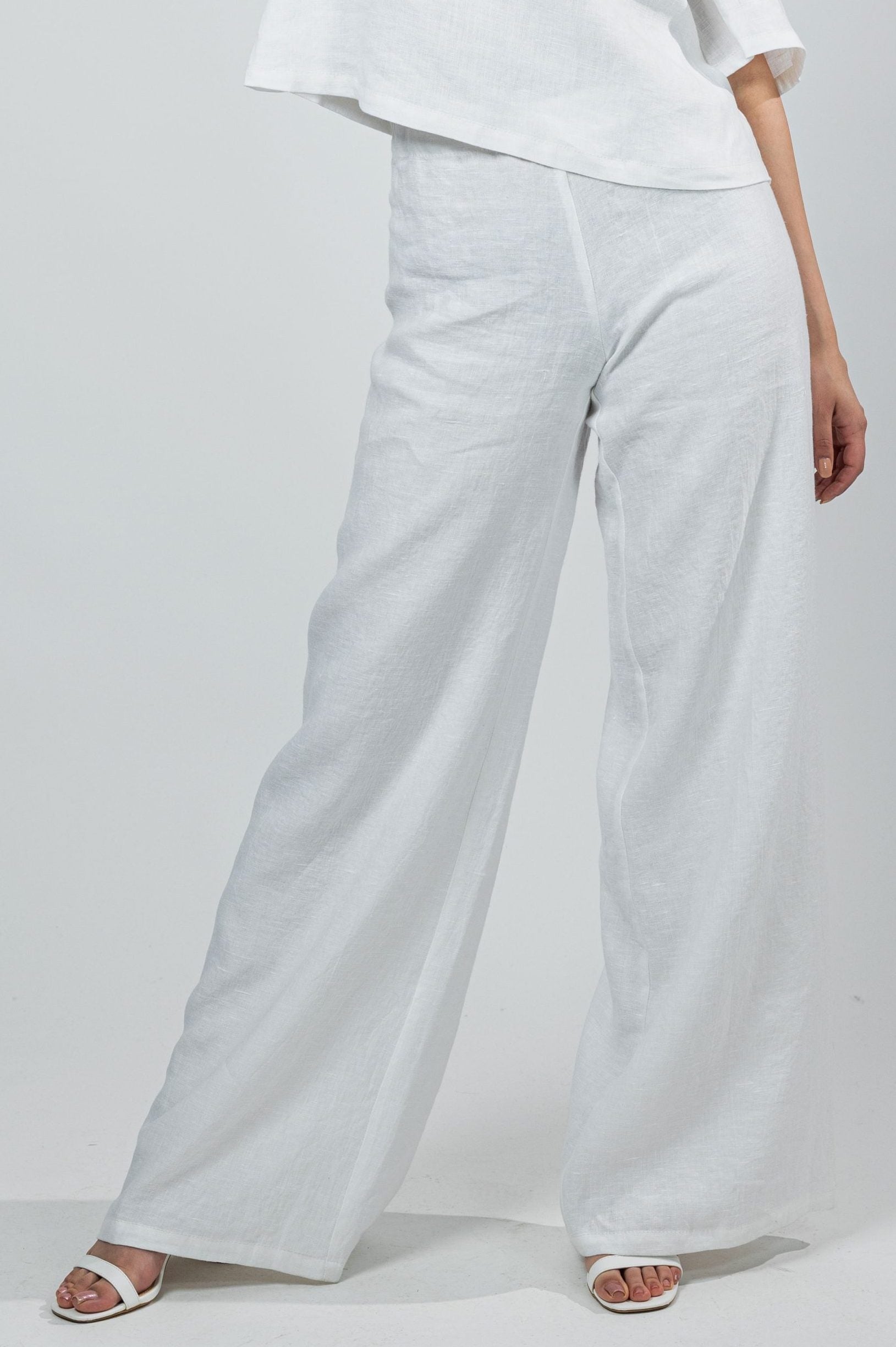 SENJA, Trousers in Thin Linen image 0