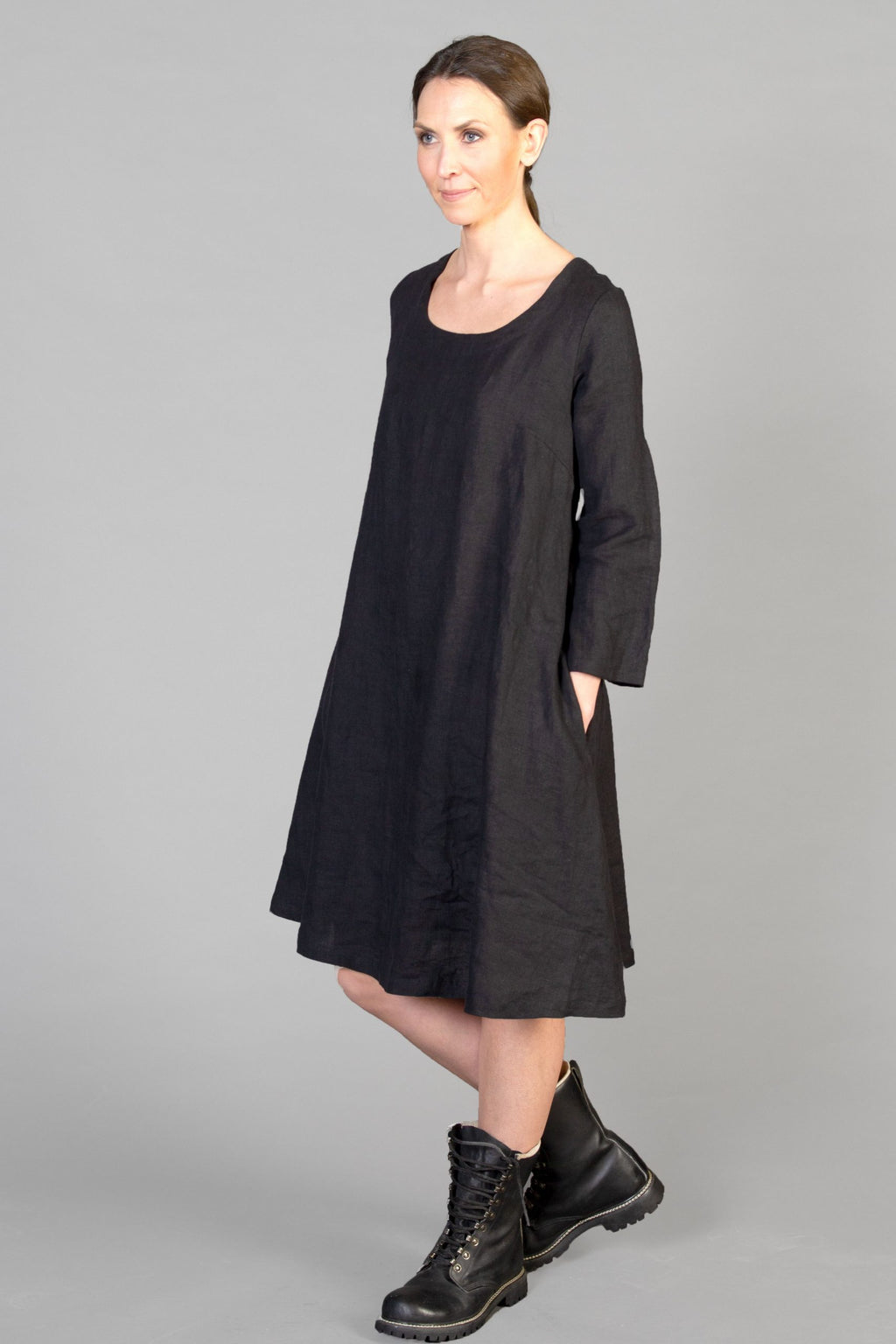 FLORA, Dress in Thin Linen image 0