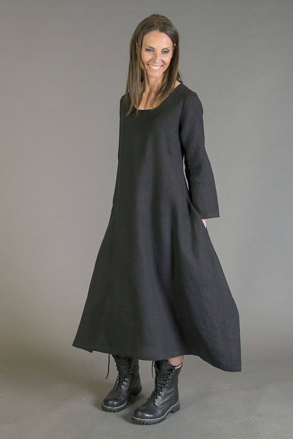 ONERVA, Dress in Thin Linen image 3