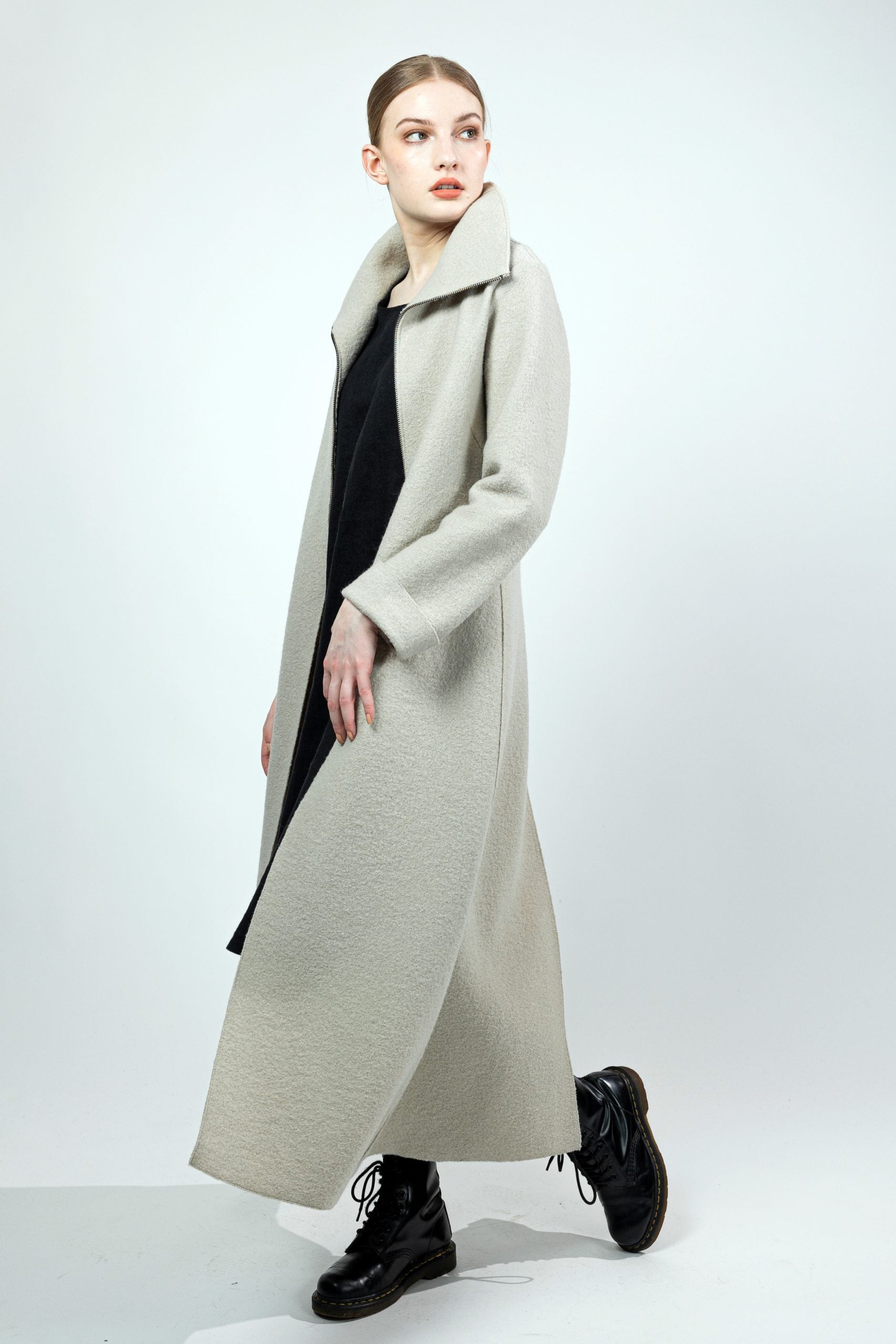 LORU, Coat in Boiled Wool image 2