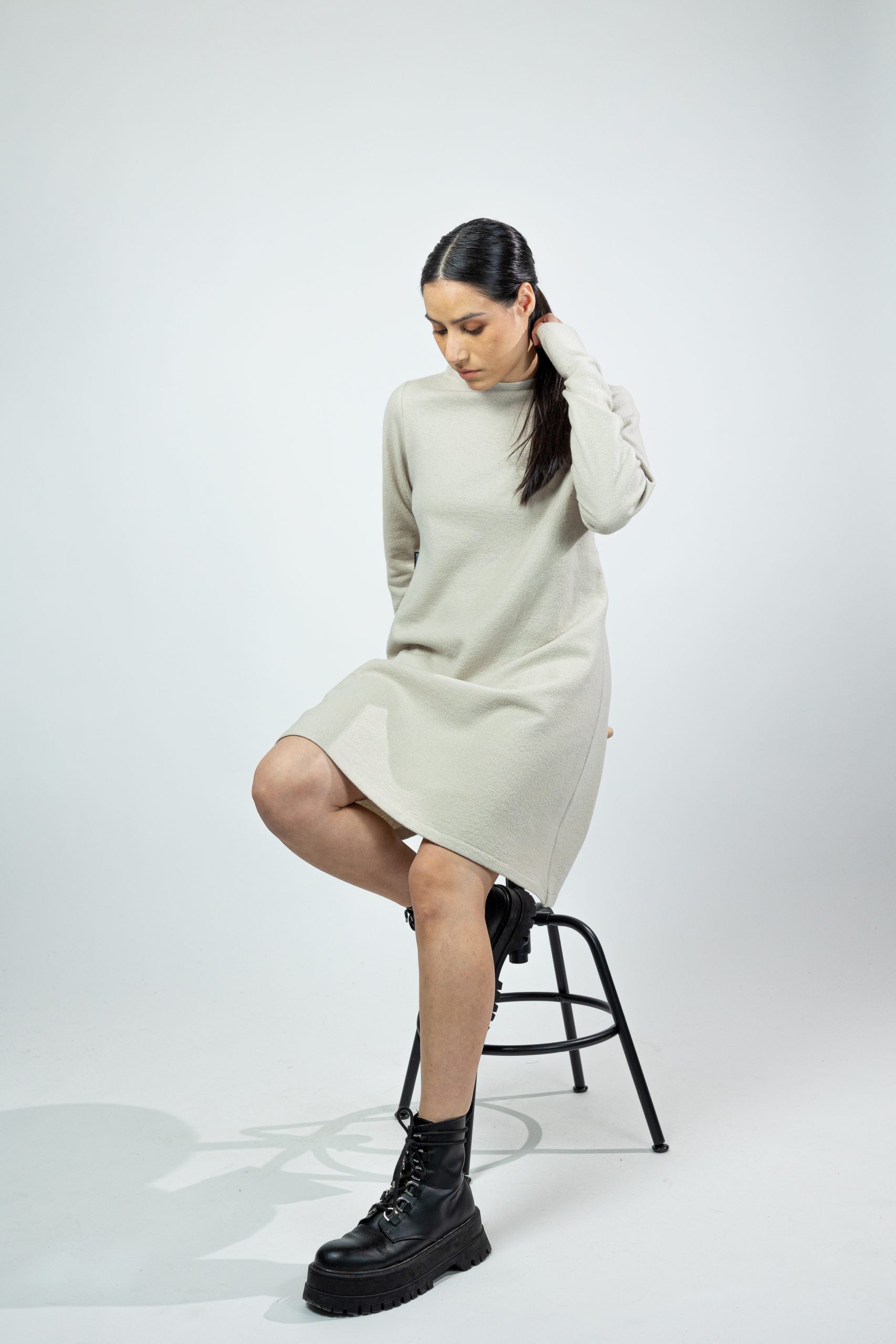FROLLA, Dress in Boiled Wool Fine image 4