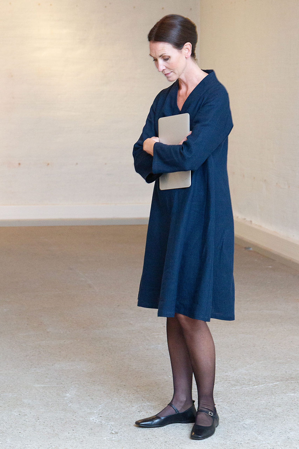 MIRELLA, Dress in Thin Linen image 2