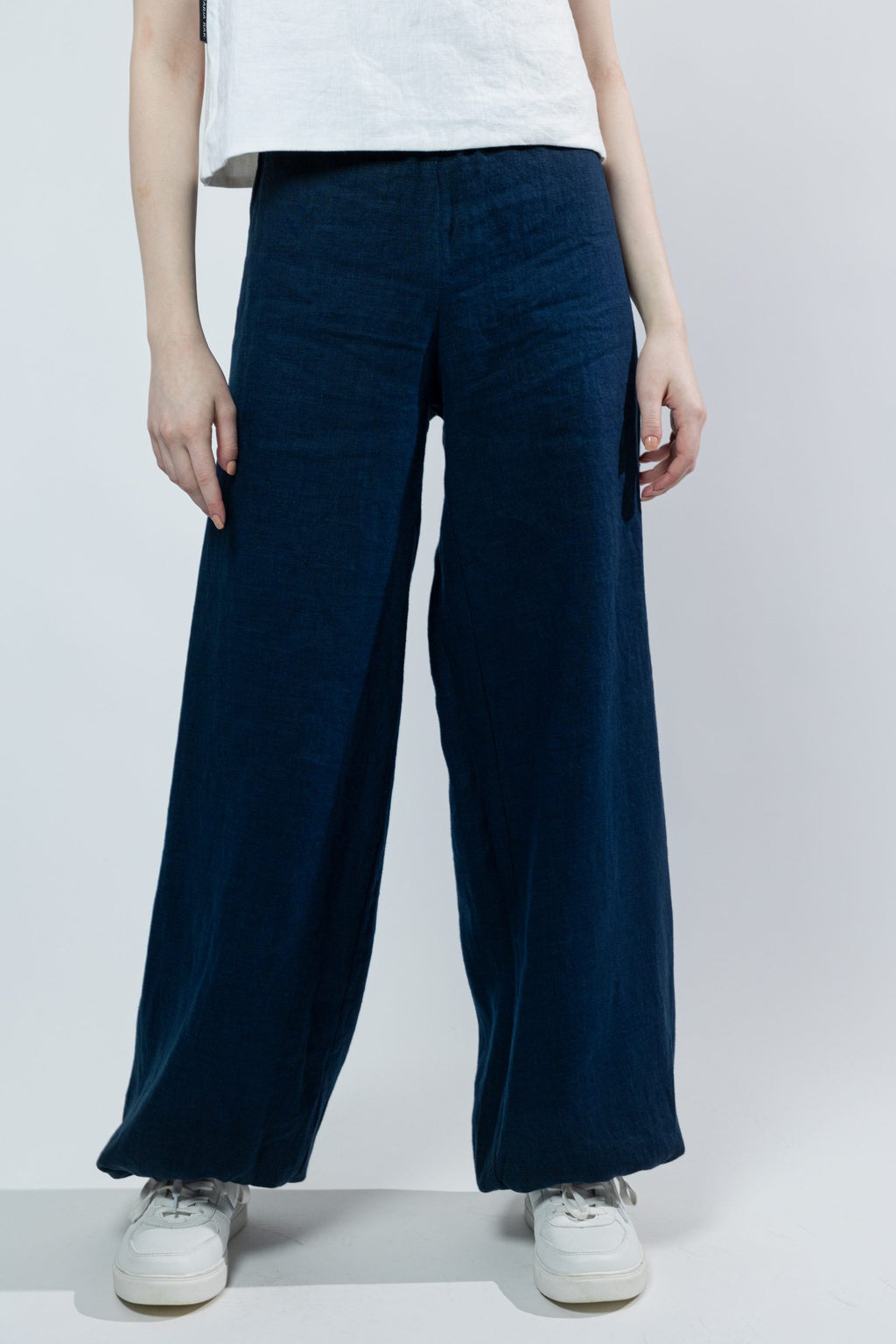 ALI, Trousers in Thin Linen image 0