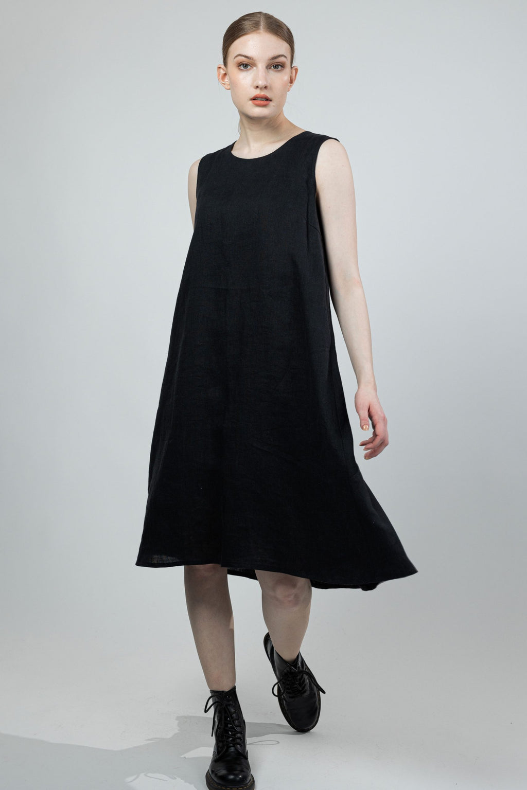 MILLA, Dress in Thin Linen image 0