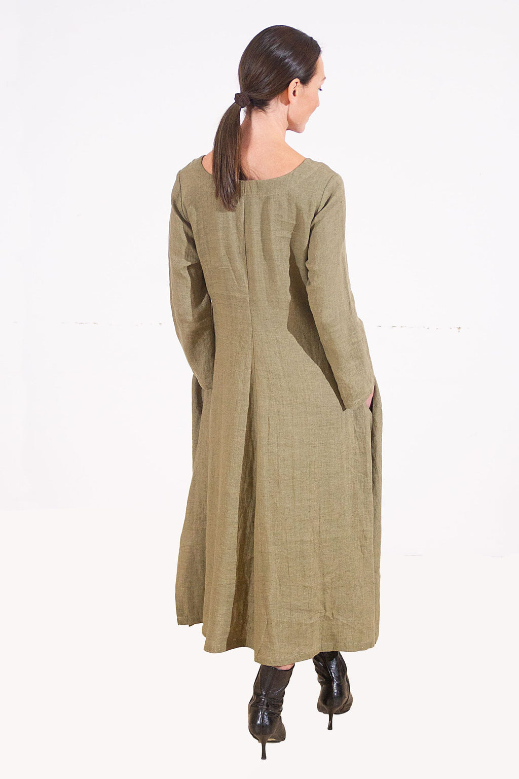 ONERVA, Dress in Thin Linen image 1