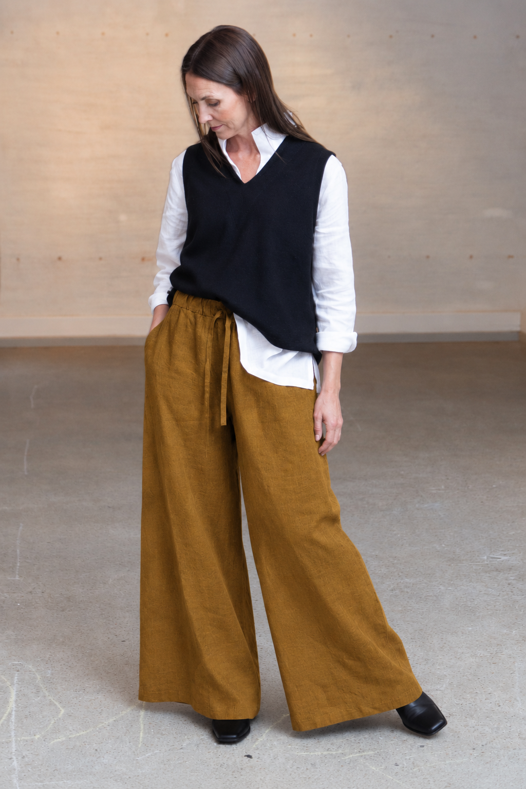 CATALINA, Trousers in Thin Linen