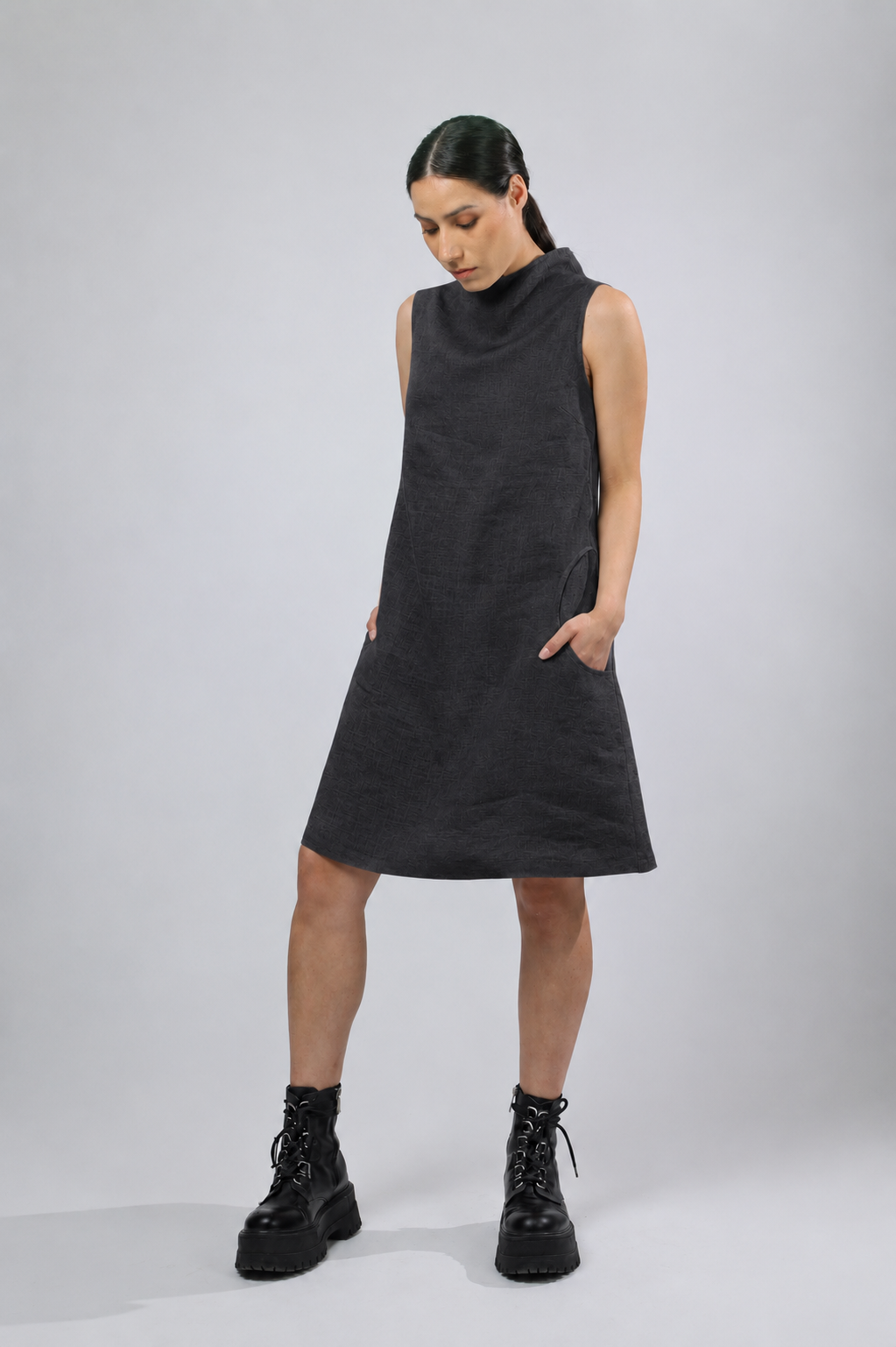 LOTTA, Dress in Thin Linen