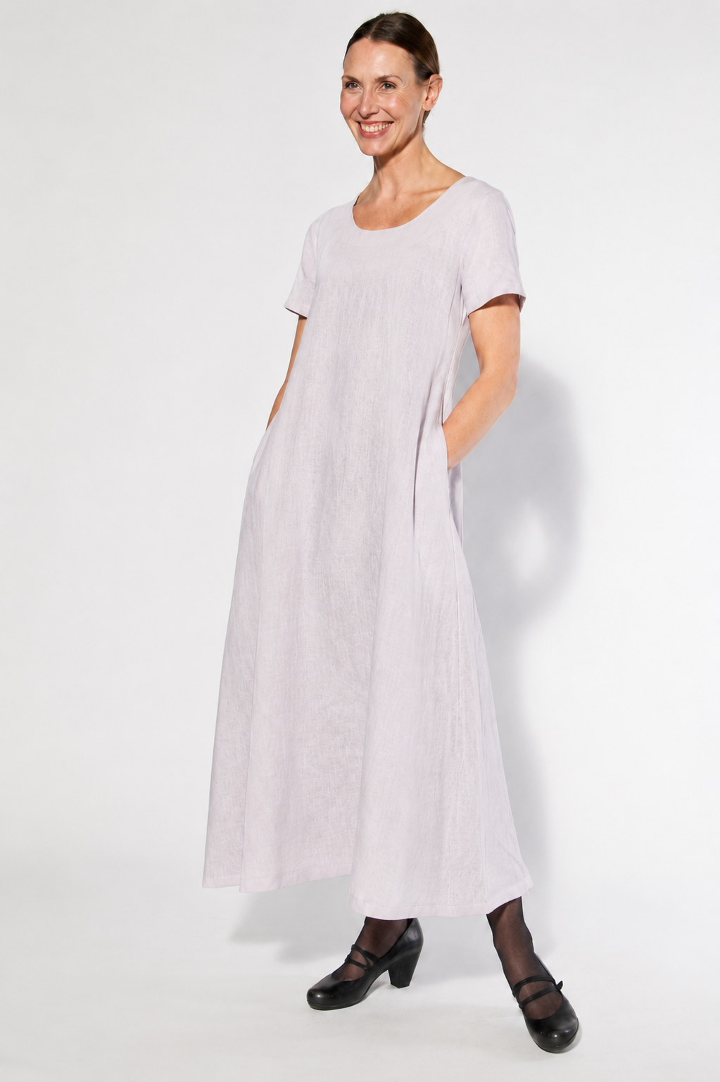 LEONA, Dress in Thin Linen