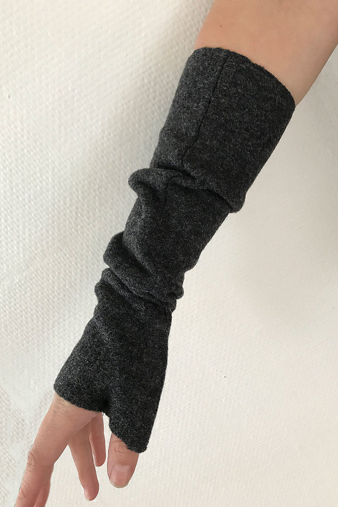 VARMA, Hand Warmers in Boiled Wool